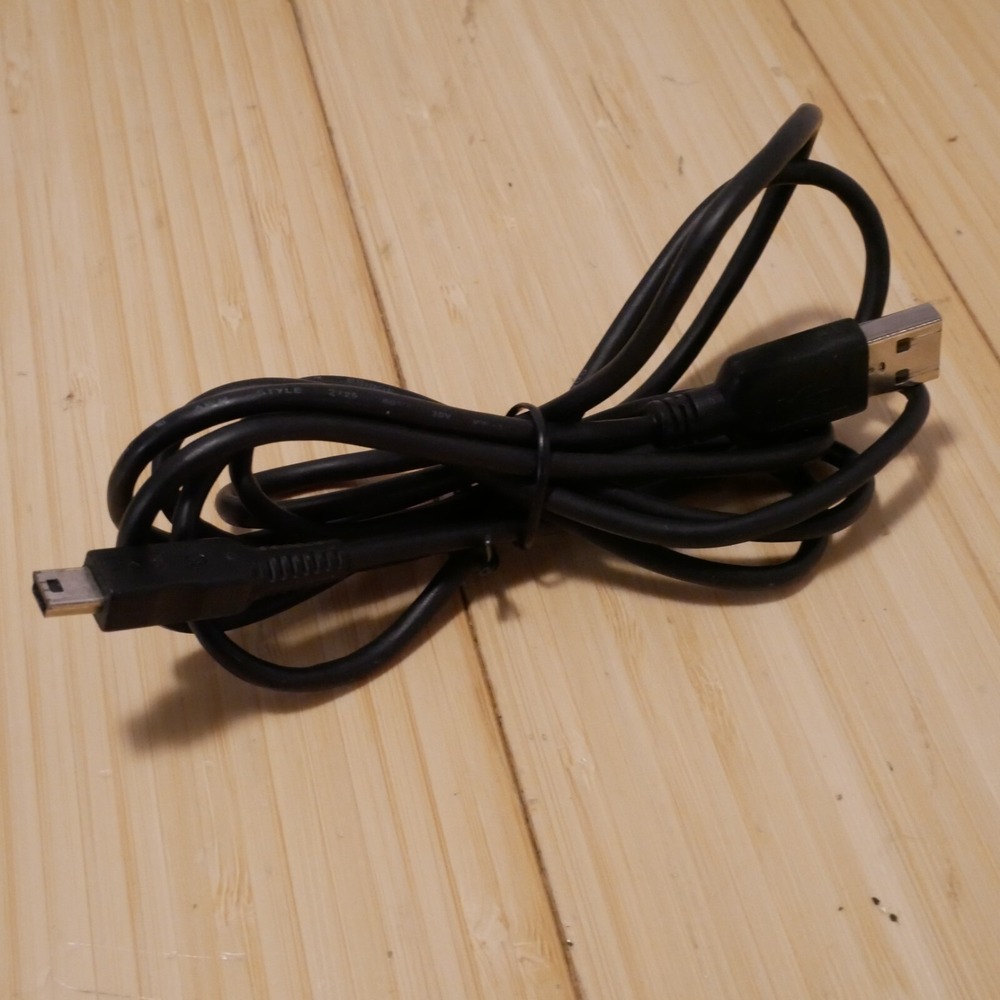 Samsung SMX-F54 Camcorder - 16GB Internal Memory (can also use SD cards) bundle - Picture 13 of 16